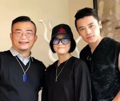如今手握半个娱乐圈资源,儿子是最年轻影帝|王京花|董子健|孙怡|经纪