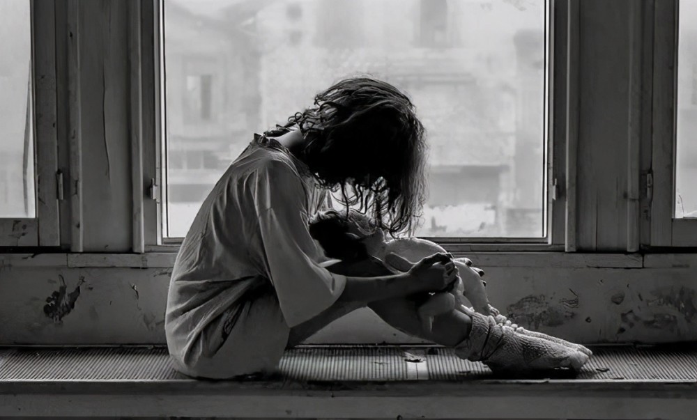 抑郁人群一般有这5点特征,若出现3点,就要尽早注意_腾讯新闻