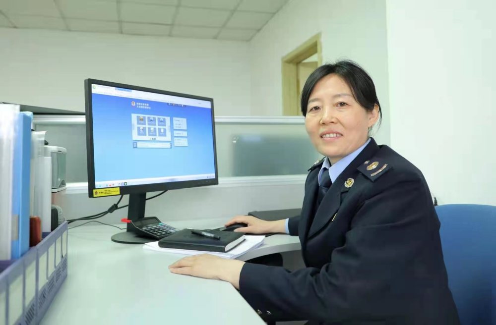 为国聚财为民收税!巾帼税官32载演绎别样风采_腾讯新闻