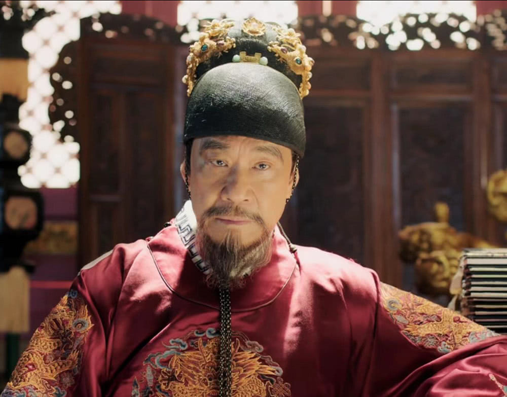 回头看看朱棣,生于战乱时代,朱元璋还未登基,每天跟着朱元璋到处打仗