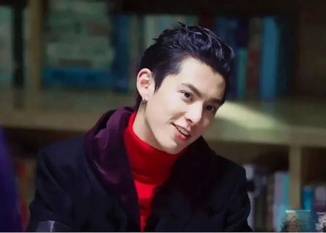 谭松韵新剧又来了男主依然是小奶狗网友又是一部爆火剧