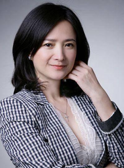 1995年,许亚军原配重病,何晴趁机逼宫:没有何晴,也会有李晴,张晴_腾讯