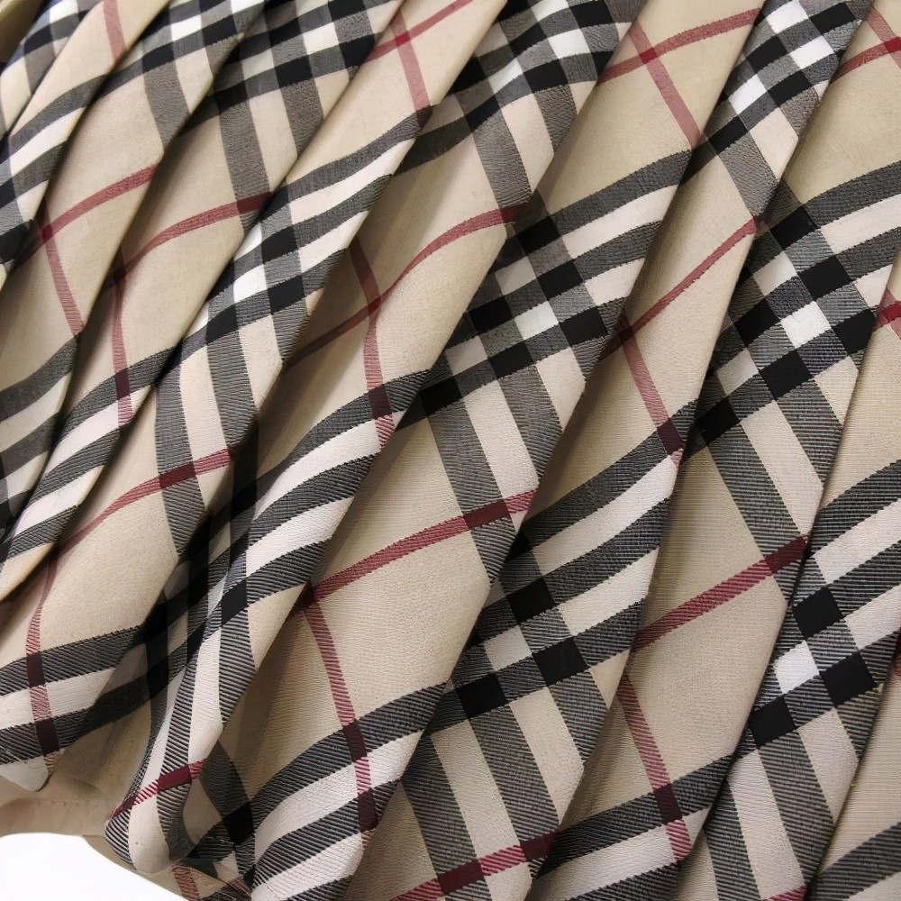 侵权!服装老板注意:这个格子条纹是burberry专利!_腾讯新闻