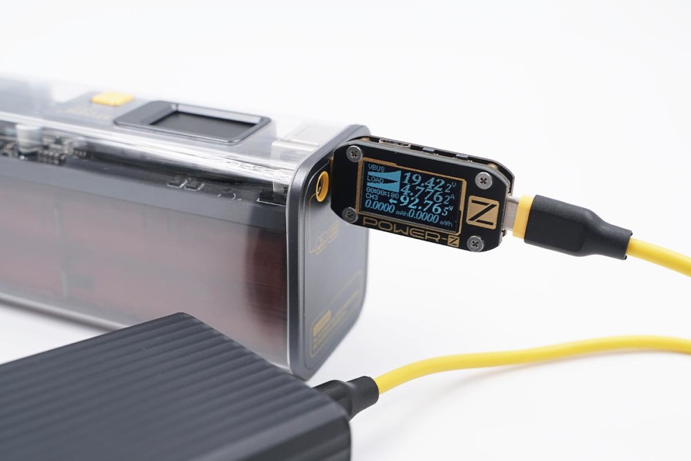 电源产品界的透明探索版 Storm 2 Edc 100w充电宝评测 腾讯新闻