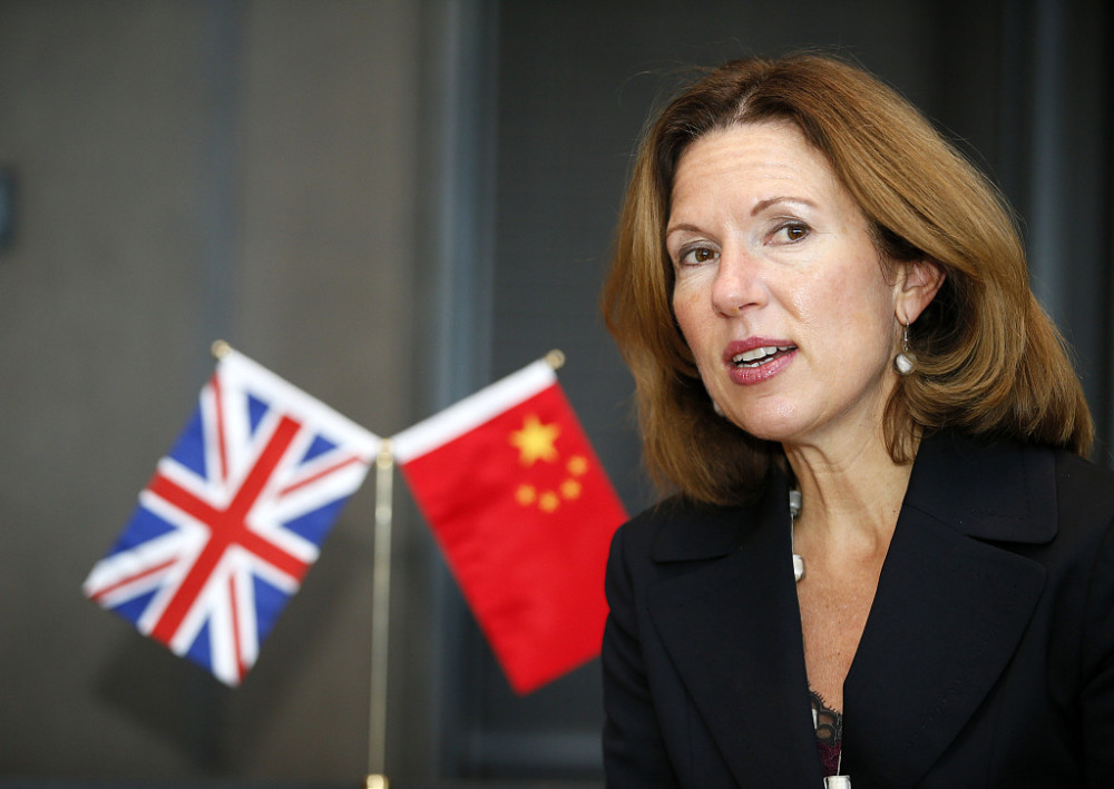 人设崩塌英国驻华大使咎由自取