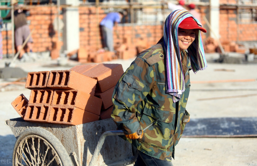 普通建筑工人工资一月有多少?你达标了吗?