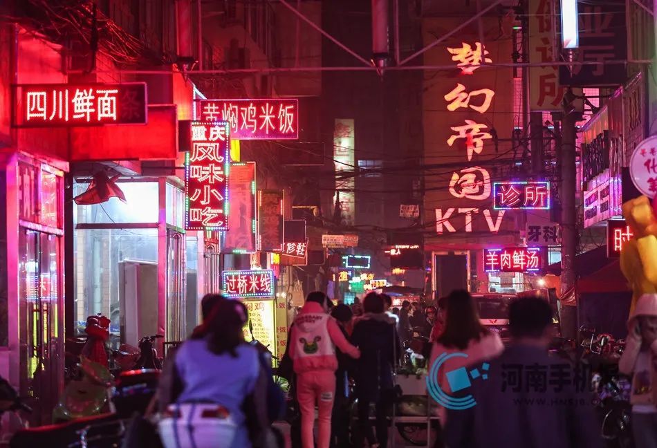 刚刚郑州最大城中村爆破拆除陈砦再见