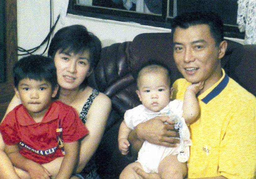 琼瑶男星张佩华近况曾与刘雪华相恋却娶了空姐66岁沉迷养狗