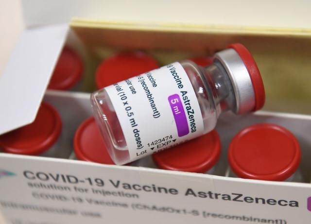 新冠疫苗红色包装图片图片