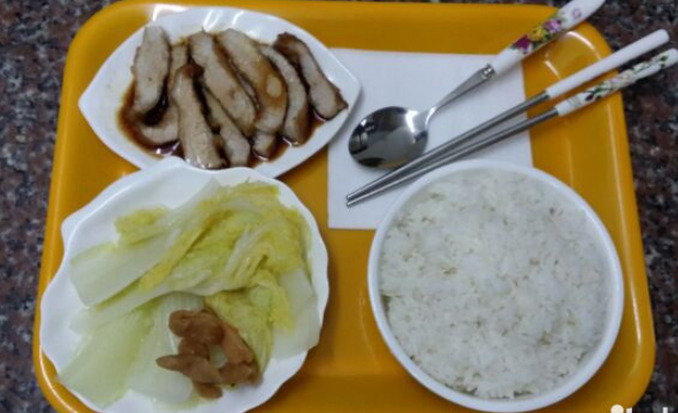 基d5栋首层7号=大嫂仔靓汤店=大嫂仔在清远也开了十几年了,不仅有快餐