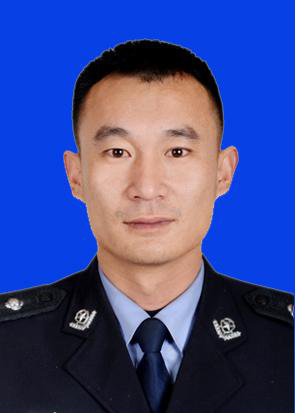 身边的榜样奈曼旗东明派出所辅警陈小伟