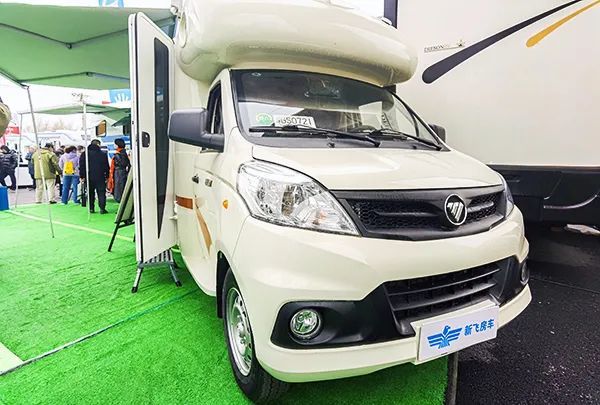 38万起 老少皆宜 实拍新飞祥菱c型经典六座版房车|卡车之友网_腾讯