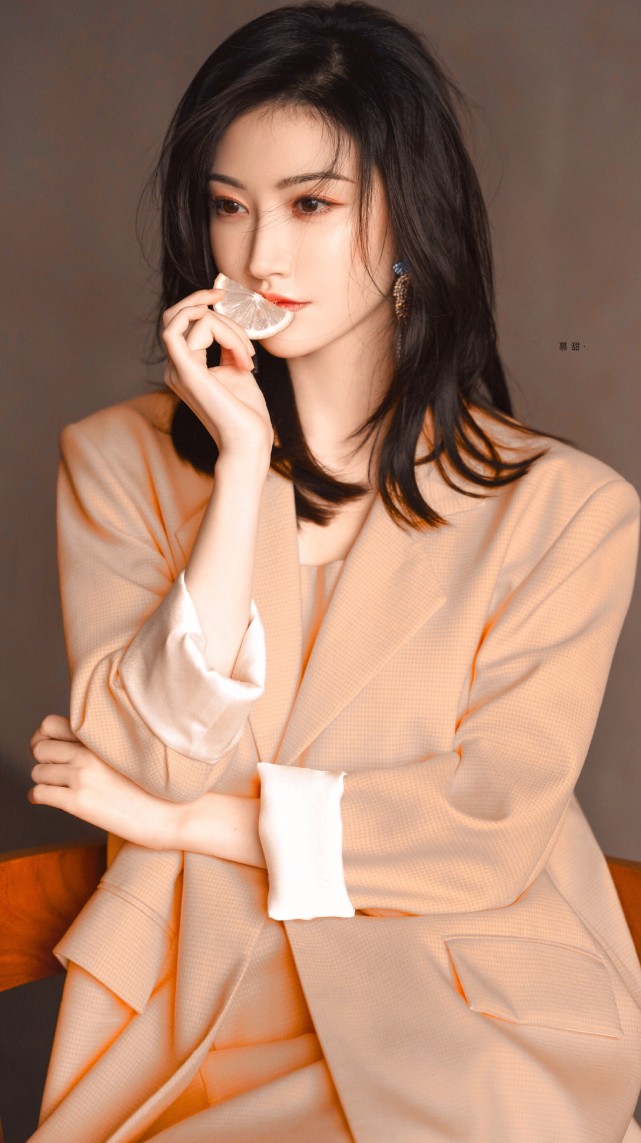 景甜柠檬黄西装橘色浪漫可甜可咸