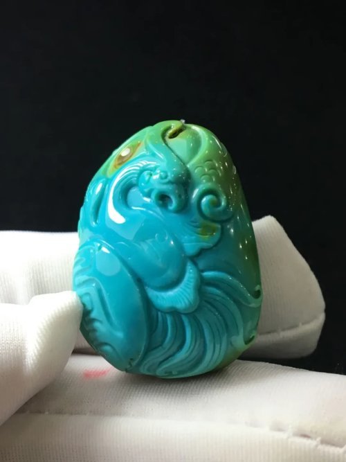 绿松石的俏色,你确定能盘掉?