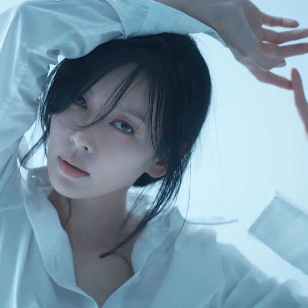 如果说戏里的千瑞珍的婚姻,家庭是失败的,那戏外的