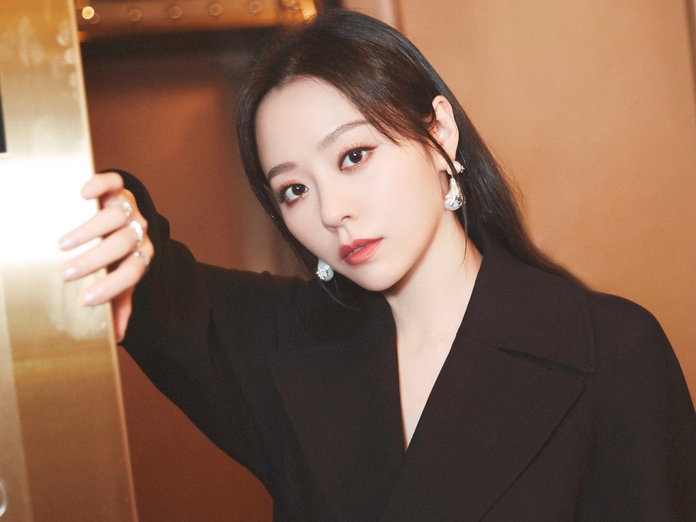 因镜头少,张靓颖借用《一剪梅》歌词,开撕《王牌对王牌》节目组