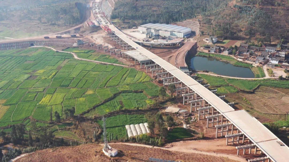 大南高速公路(大仓至南涧段)年底将建成通车!_腾讯新闻