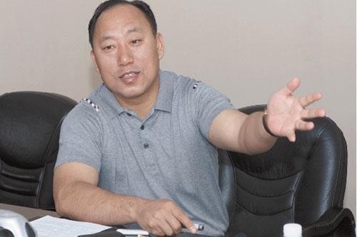 瑞丽首富的财富传奇:16岁出道,几经沉浮,51岁身家51亿|董勒成|瑞丽市