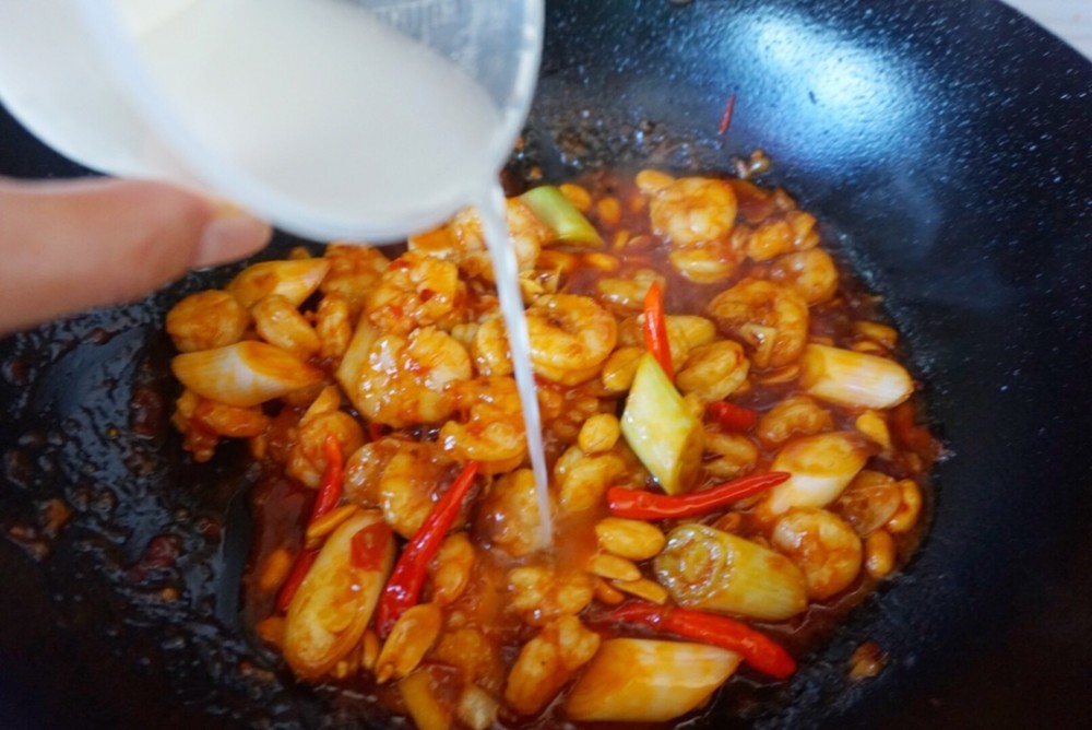 中餐烹饪为什么要勾芡呢 腾讯新闻