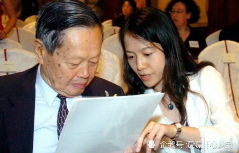 杨振宁|清华大学辟谣：杨振宁逝世系谣言