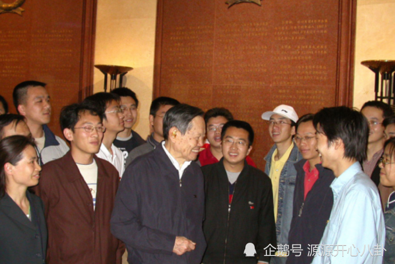 杨振宁|清华大学辟谣：杨振宁逝世系谣言