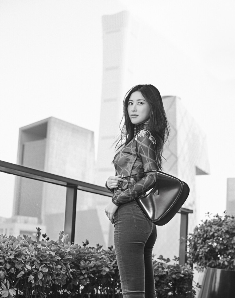 我认为朱珠之所以有辨识度,是因为她的长相和气质太独特了尤其是不