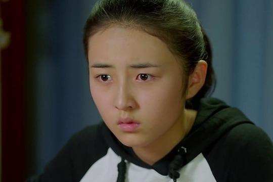 《小别离》播出5年:3个小戏骨成当红演员,小妈剧里剧外不消停