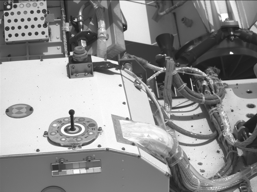 火星|拍摄11064张照片后，火星毅力号看到了什么？这次还真看到了