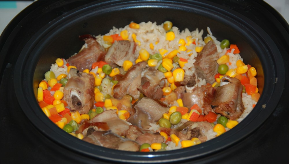 美味香甜排骨饭,那叫一个好吃呀,保证你会喜欢