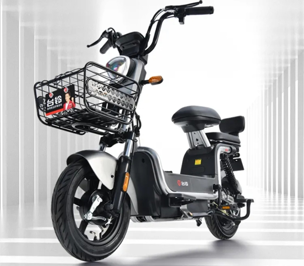 3,台铃r0-g其次,第二款车型是爱玛小乔q160.