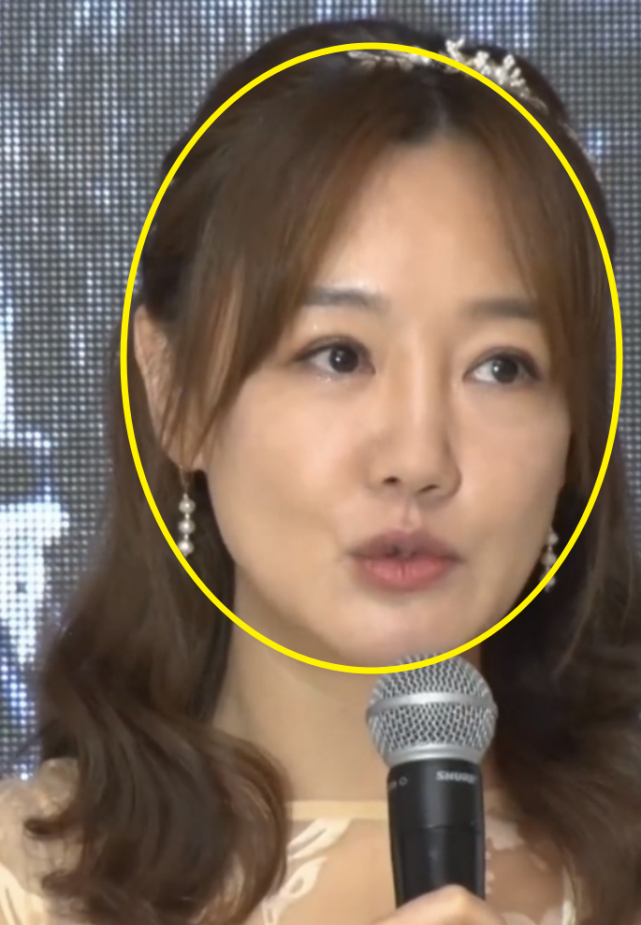 薛佳凝活动生图曝光肤色蜡黄身材发福42岁状态过于真实