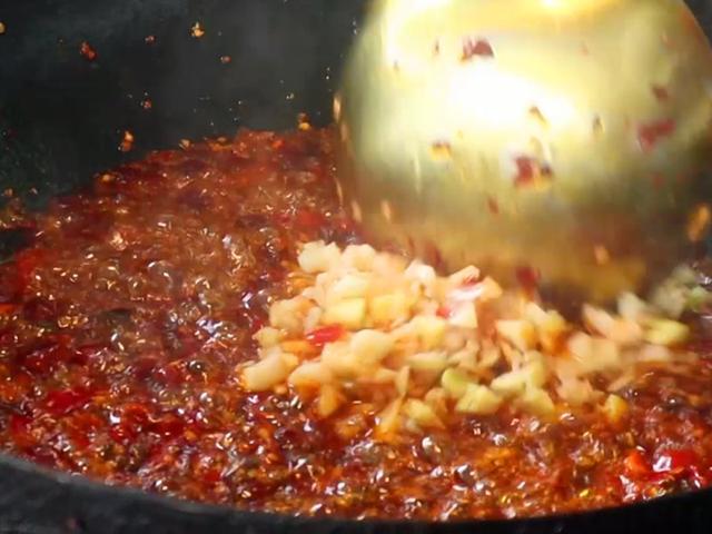 30元买牛蛙 改姐 水煮牛蛙 麻辣过瘾 鲜美q弹 腾讯新闻