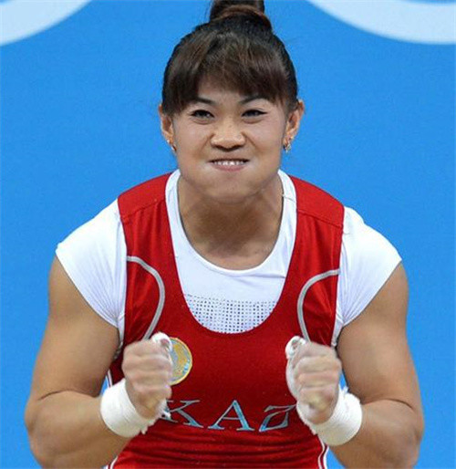 举重天才姚丽:入外籍为异国夺冠,称只在中国暂住,结局大快人心