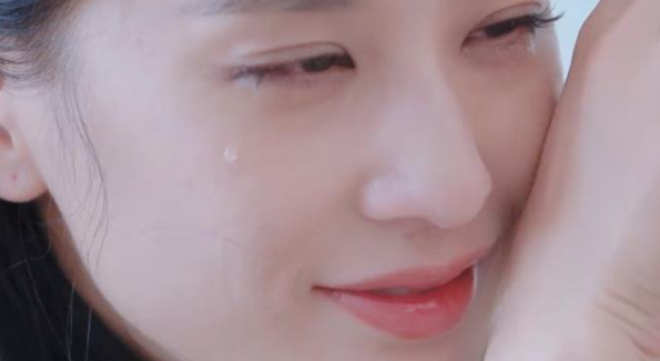黄圣依罕见落泪美得像公主杨子好福气