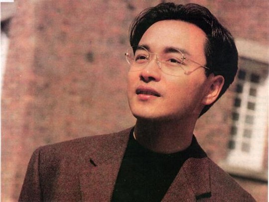 1992年张国荣在庆功宴上怒吼你若再敢打她我就找人收拾你