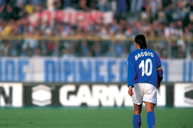 足坛五大点球手:伊布莱万领衔梅西无缘,第一没悬念