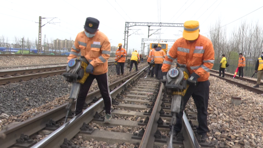 中國鐵路上海局集團有限公司蚌埠工務段蚌埠線路車間主任 蔣永勝