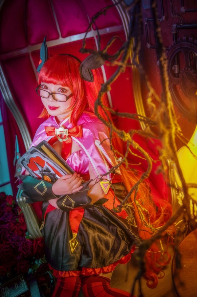 cos欣赏王者荣耀安琪拉