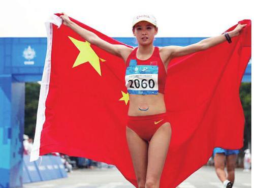 杨家玉打破女子20公里竞走世界纪录