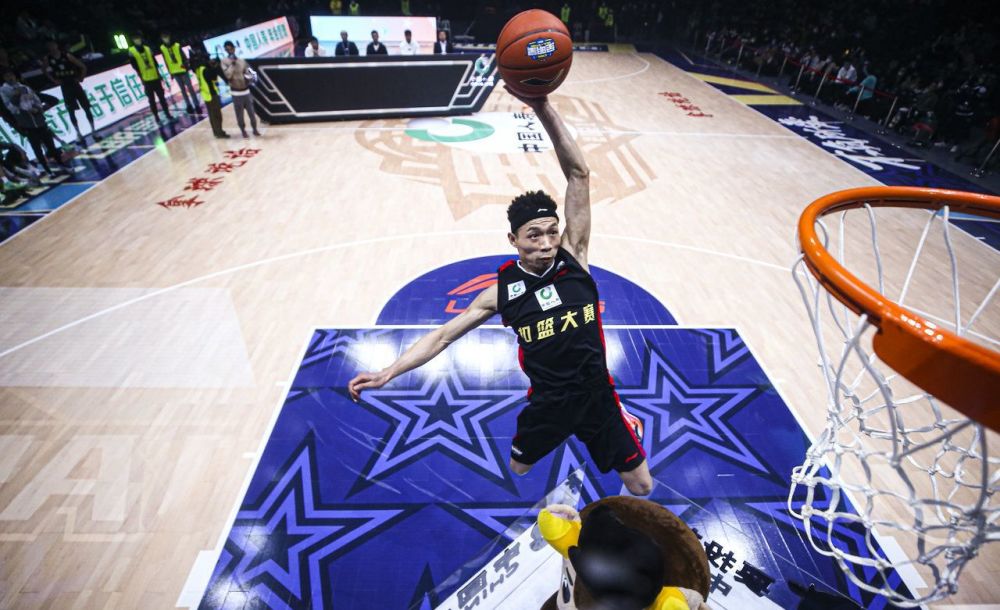 人情世故?败方得mvp,陈登星扣篮失败得39分,打分机器故障