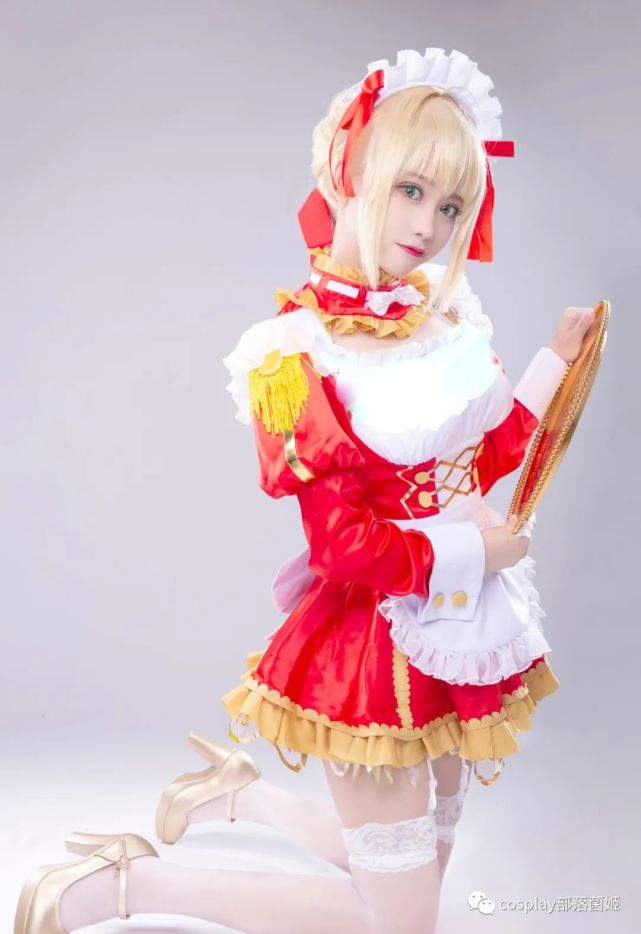 cos:fgo尼禄同人女仆cos正片@狸狸,节日快乐