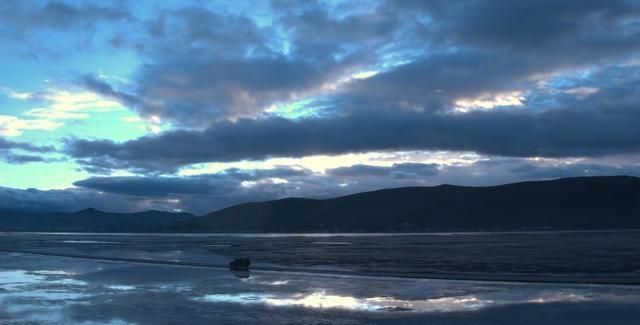 《司藤》中多样化的实地取景让人很有美的享受,尤其是剧中的达那,可以