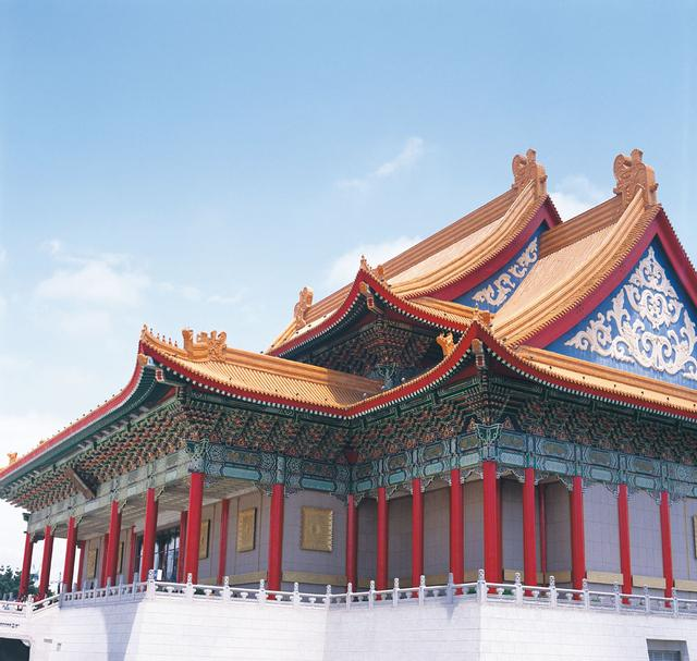 别院建筑师02建筑工程带领后宫佳丽走上时尚潮流负责设计皇家衣服首饰