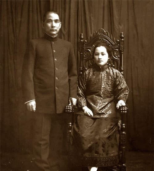 他假冒孙中山 自称可以解冻260万亿兆美元资产 结果真骗了55万 腾讯新闻