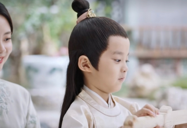 锦心似玉:十一娘生一子一女,谆哥地位不保被赶出府,下场比元娘还惨