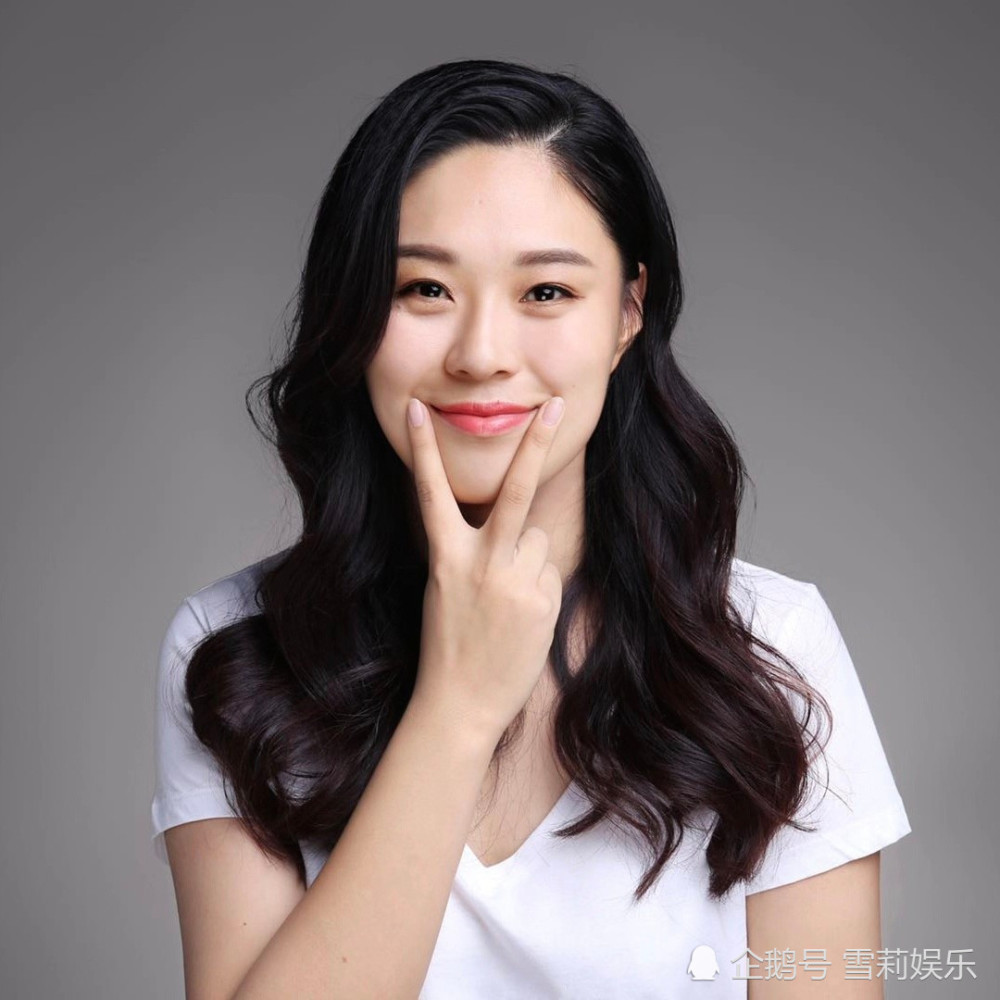 张京才是女神最美的样子翻译专业大方得体沉稳从容简直太美了