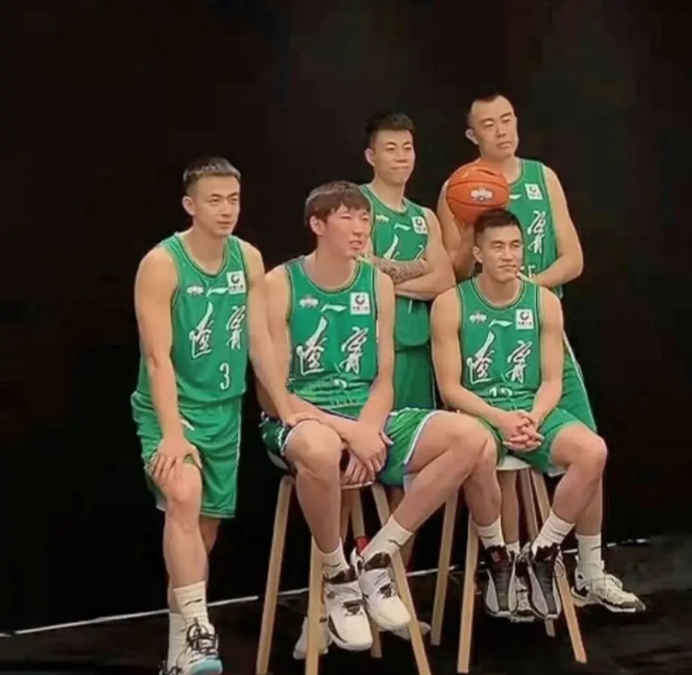 辽宁签约付豪只为今夏休赛期换来周琦张镇麟今夏休赛期参加nba选秀