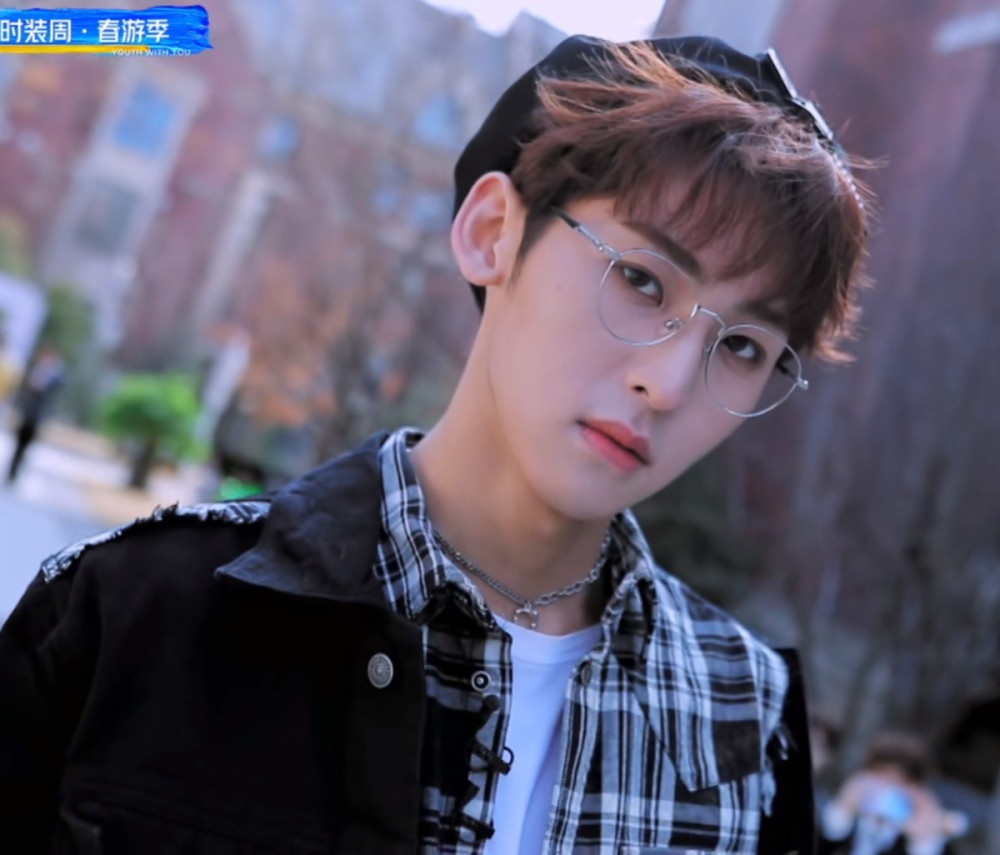 华滢月下(孙滢皓,常华森)太像情侣互动了这两简直