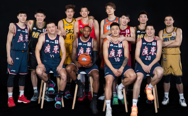 cba全明星赛南区连续4年胜北区吴前两节7三分首夺mvp