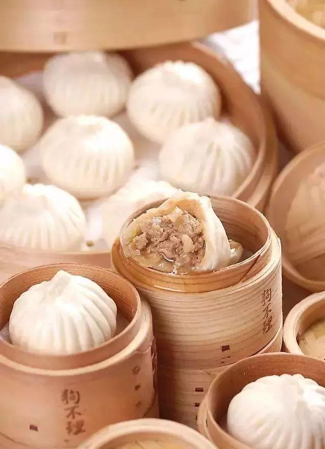 天津传统小吃"狗不理"包子,其名字来源真的和狗有关吗?